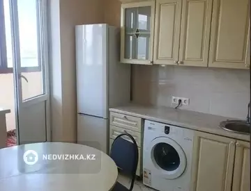 1-комнатная квартира, этаж 7 из 12, 39 м²