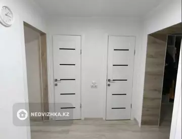 3-комнатная квартира, этаж 6 из 6, 58 м²