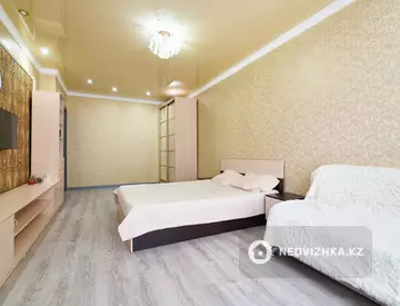 1-комнатная квартира, этаж 8 из 18, 45 м²