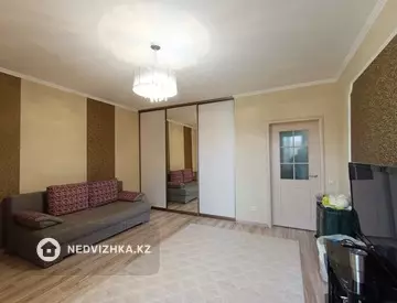 3-комнатная квартира, этаж 14 из 14, 77 м²