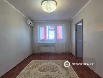 3-комнатная квартира, этаж 4 из 5, 48 м²