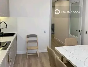 3-комнатная квартира, этаж 11 из 14, 90 м²