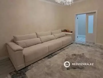 4-комнатная квартира, этаж 4 из 9, 141 м²