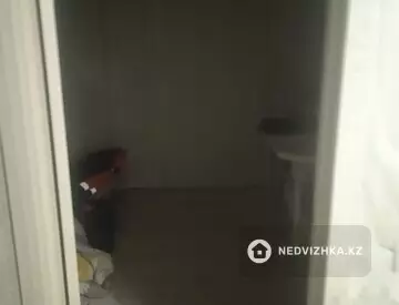 4-комнатная квартира, этаж 4 из 5, 62 м²