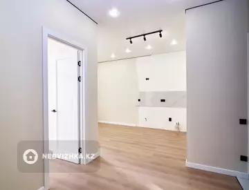 1-комнатная квартира, этаж 4 из 16, 39 м²