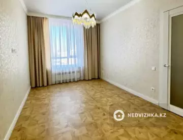 1-комнатная квартира, этаж 10 из 10, 38 м²