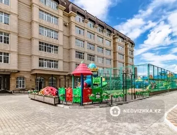 3-комнатная квартира, этаж 5 из 7, 152 м²