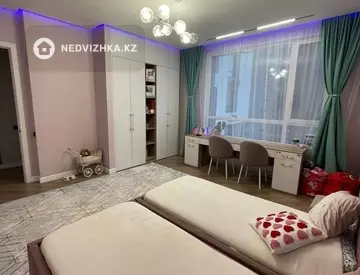 3-комнатная квартира, этаж 8 из 16, 93 м²