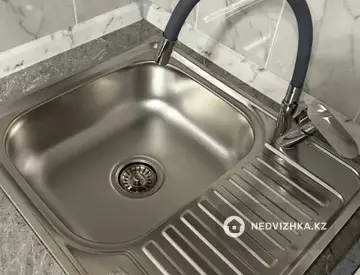 2-комнатная квартира, этаж 2 из 5, 45 м²