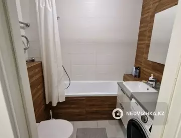 3-комнатная квартира, этаж 13 из 21, 81 м²