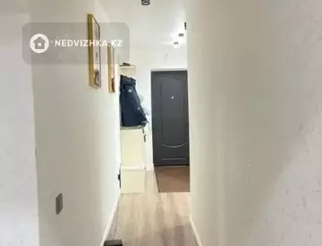 3-комнатная квартира, этаж 4 из 9, 75 м²