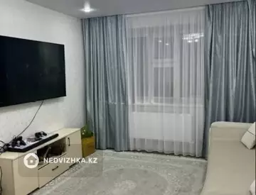 3-комнатная квартира, этаж 4 из 9, 75 м²
