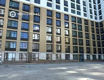 3-комнатная квартира, этаж 3 из 17, 85 м²