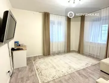 2-комнатная квартира, этаж 9 из 12, 67 м²