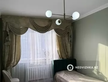 3-комнатная квартира, этаж 8 из 13, 120 м²