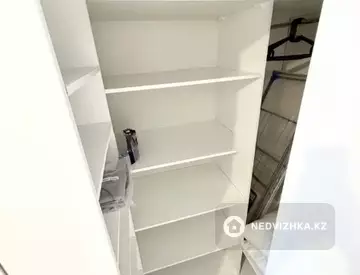 1-комнатная квартира, этаж 14 из 17, 31 м²