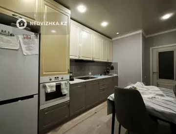 2-комнатная квартира, этаж 9 из 9, 56 м²