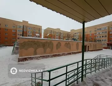 2-комнатная квартира, этаж 4 из 5, 35 м²