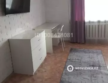 1-комнатная квартира, этаж 9 из 9, 35 м²