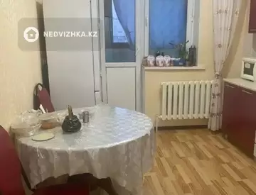 2-комнатная квартира, этаж 12 из 14, 62 м²