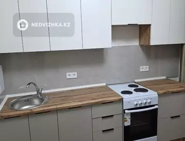 1-комнатная квартира, этаж 3 из 12, 43 м², На длительный срок