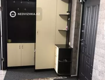 2-комнатная квартира, этаж 15 из 20, 87 м², На длительный срок