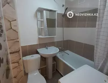 3-комнатная квартира, этаж 4 из 5, 56 м²