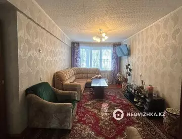 3-комнатная квартира, этаж 1 из 5, 60 м²