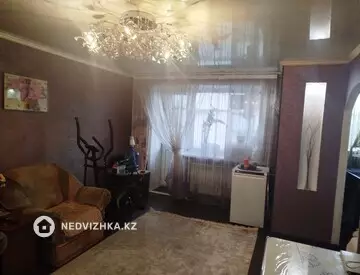 3-комнатная квартира, этаж 4 из 4, 56 м²