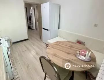 1-комнатная квартира, этаж 4 из 9, 35 м²