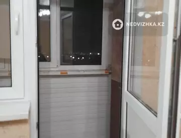 1-комнатная квартира, этаж 8 из 10, 37 м², на длительный срок