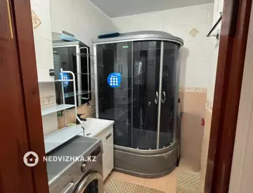 4-комнатная квартира, этаж 3 из 5, 93 м²