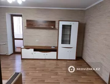 3-комнатная квартира, этаж 5 из 9, 60 м²