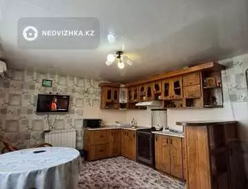 4-комнатный дом, 7 соток, 104 м²