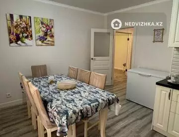 4-комнатная квартира, этаж 3 из 14, 130 м²
