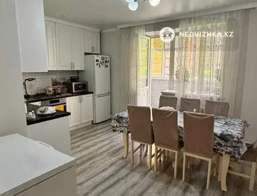 4-комнатная квартира, этаж 3 из 14, 130 м²