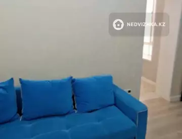 2-комнатная квартира, этаж 2 из 10, 63 м²