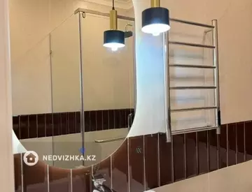 2-комнатная квартира, этаж 3 из 9, 43 м²