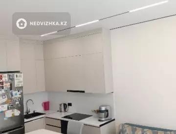 3-комнатная квартира, этаж 4 из 7, 70 м²