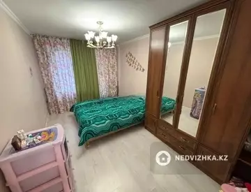 2-комнатная квартира, этаж 4 из 5, 58 м²