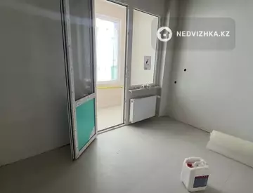 1-комнатная квартира, этаж 8 из 9, 35 м²