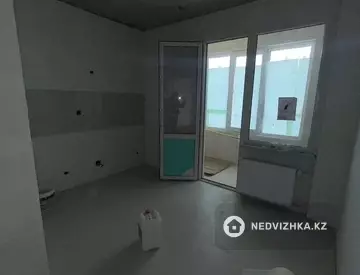 1-комнатная квартира, этаж 8 из 9, 35 м²