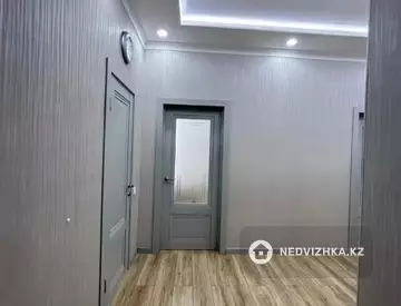3-комнатная квартира, этаж 9 из 9, 94 м²