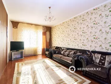 2-комнатная квартира, этаж 4 из 7, 75 м²