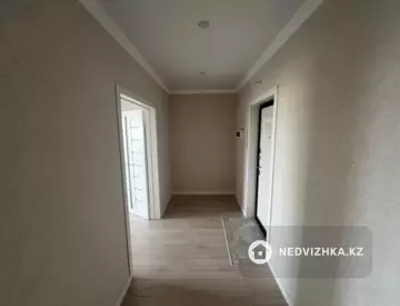 3-комнатная квартира, этаж 12 из 12, 85 м²