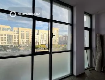1-комнатная квартира, этаж 3 из 9, 53 м²