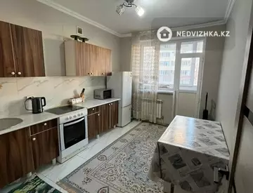 1-комнатная квартира, этаж 3 из 9, 38 м²