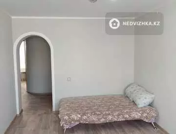 2-комнатная квартира, этаж 3 из 5, 48 м², на длительный срок