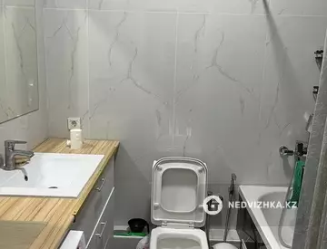 2-комнатная квартира, этаж 9 из 10, 64 м²