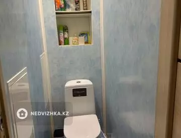 3-комнатная квартира, этаж 8 из 9, 63 м², На длительный срок